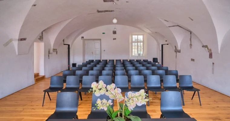 Mekinjski Samostan - fotografije sob